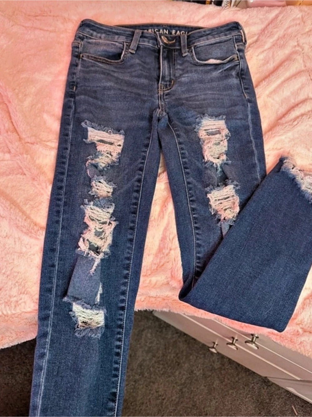 American Eagle Ripped High-Waisted Skinny Jeans- NWOT